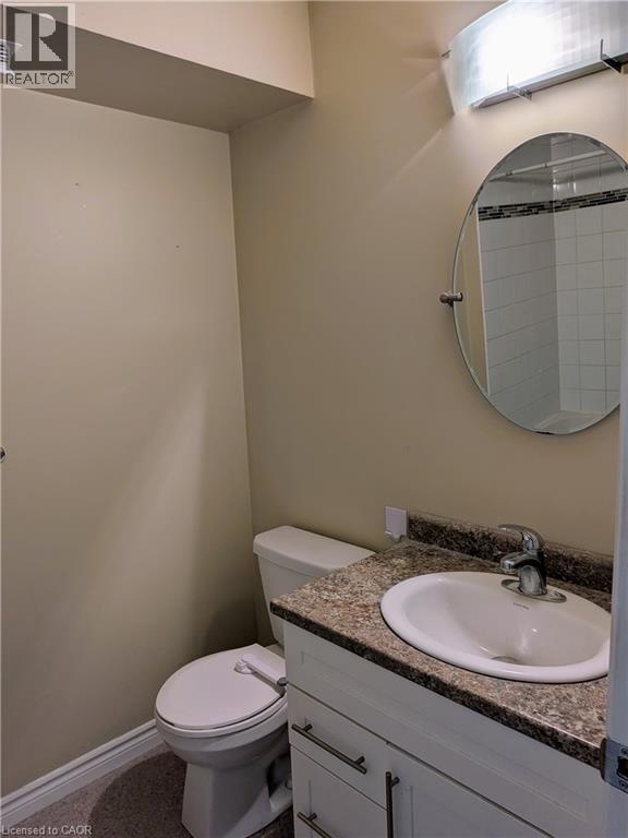 225 Riddell Street — photo 7