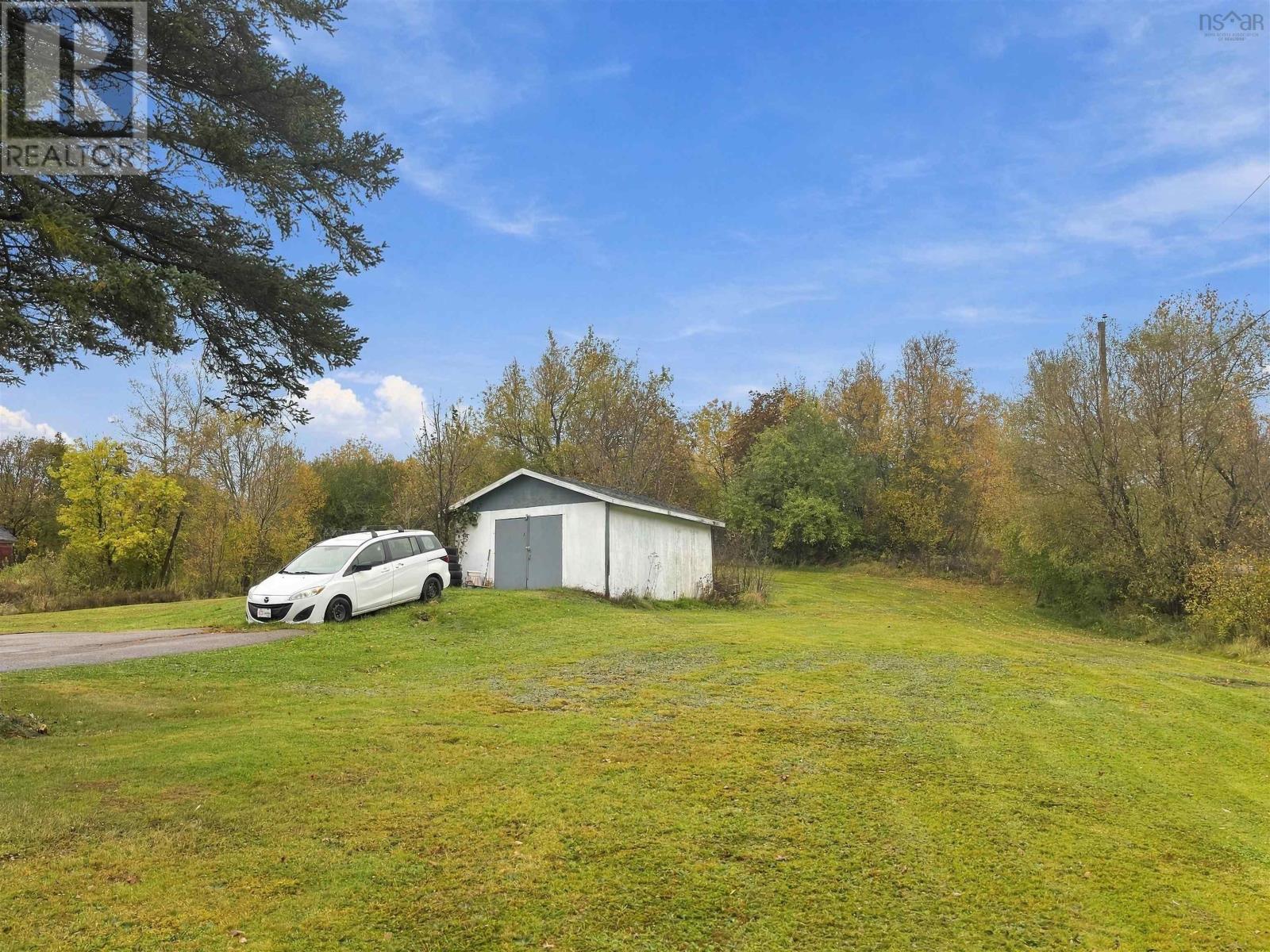 3106 Highway 302 - 44