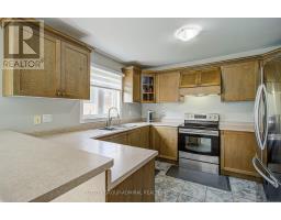 Bedroom 2 - 40 Metcalfe Drive, Bradford West Gwillimbury, ON L3Z3C7 Photo 10