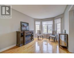 Kitchen - 40 Metcalfe Drive, Bradford West Gwillimbury, ON L3Z3C7 Photo 6
