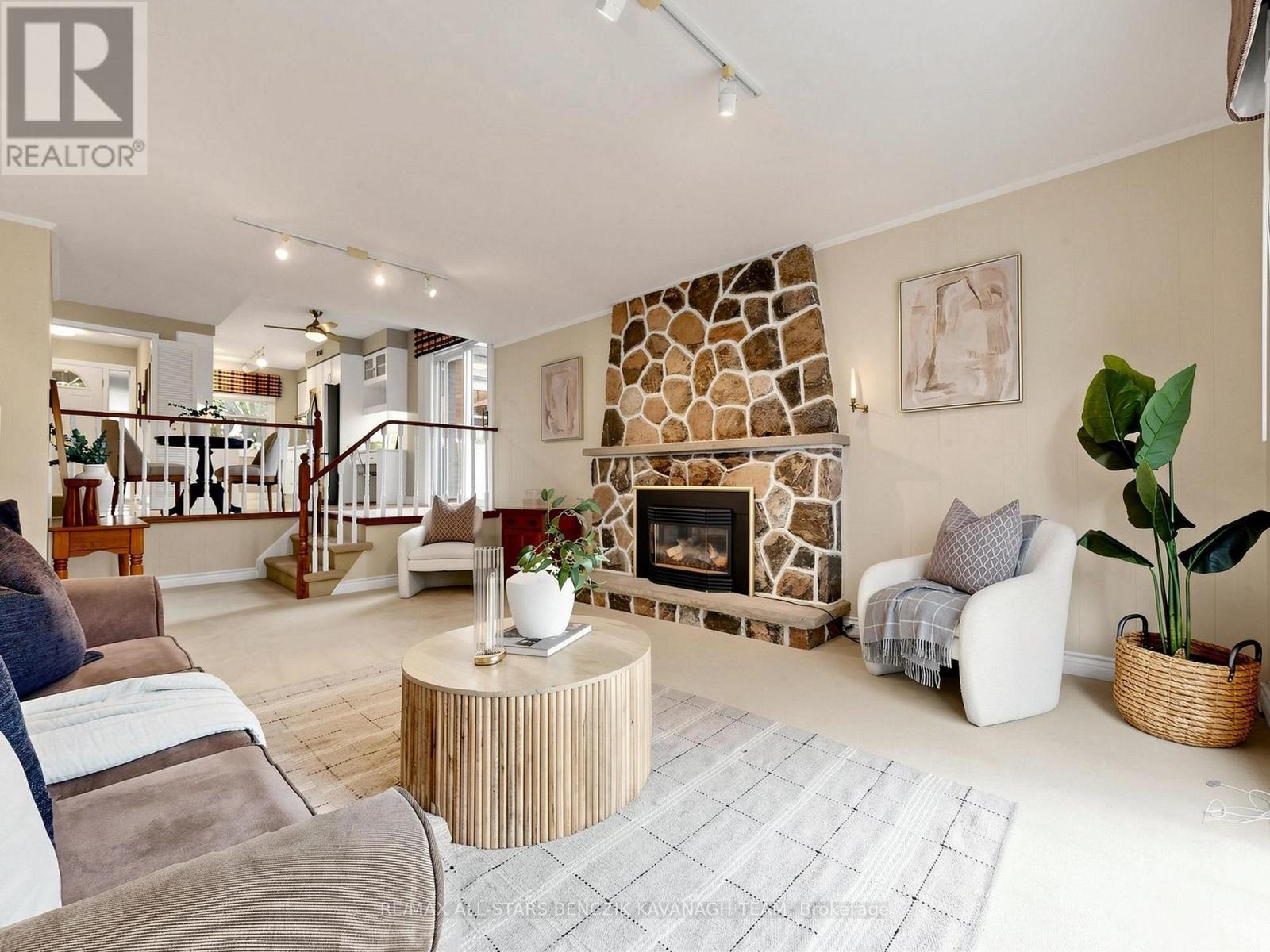 41 JOHN DEXTER PLACE - 7