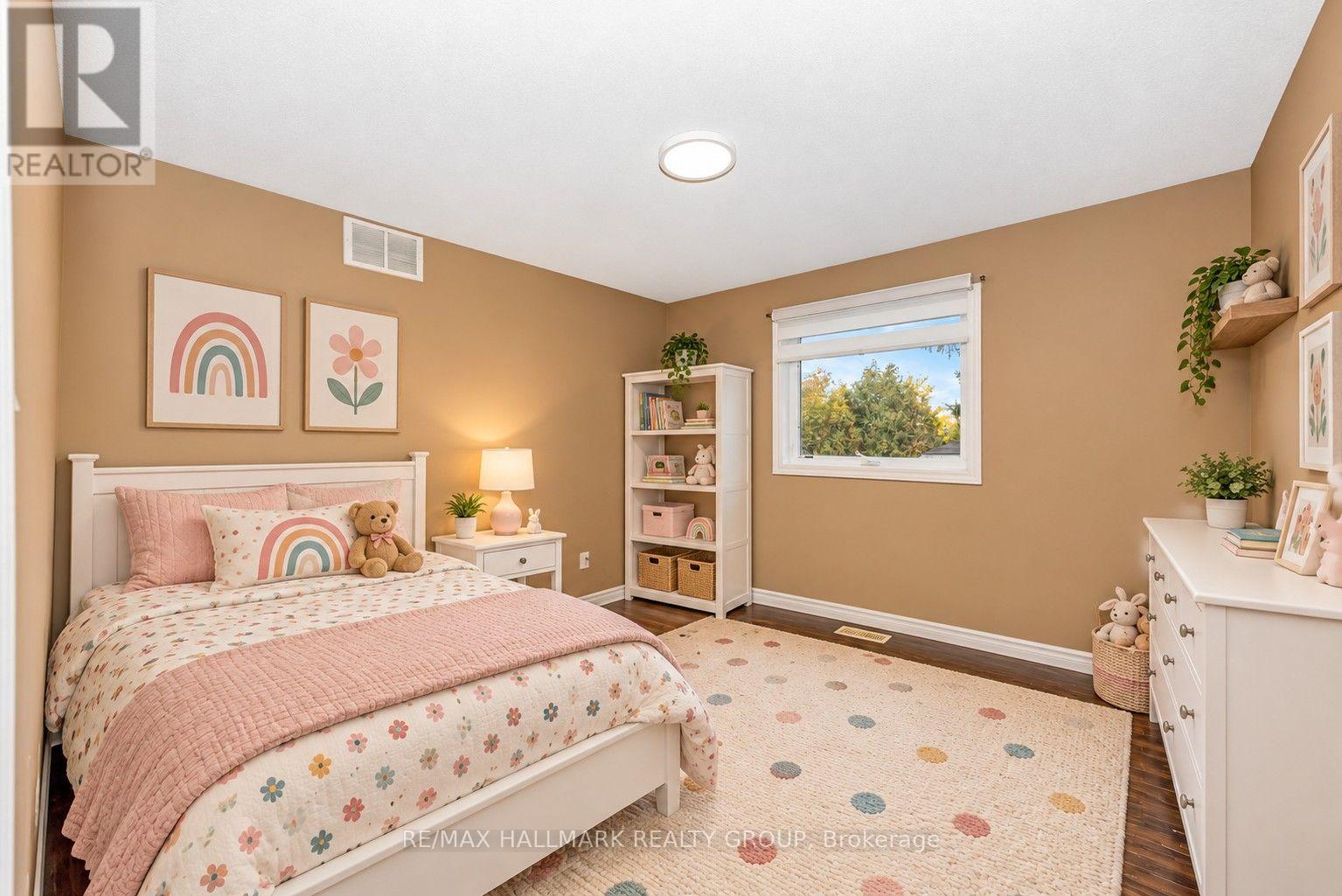5b Kemp Drive — photo 39