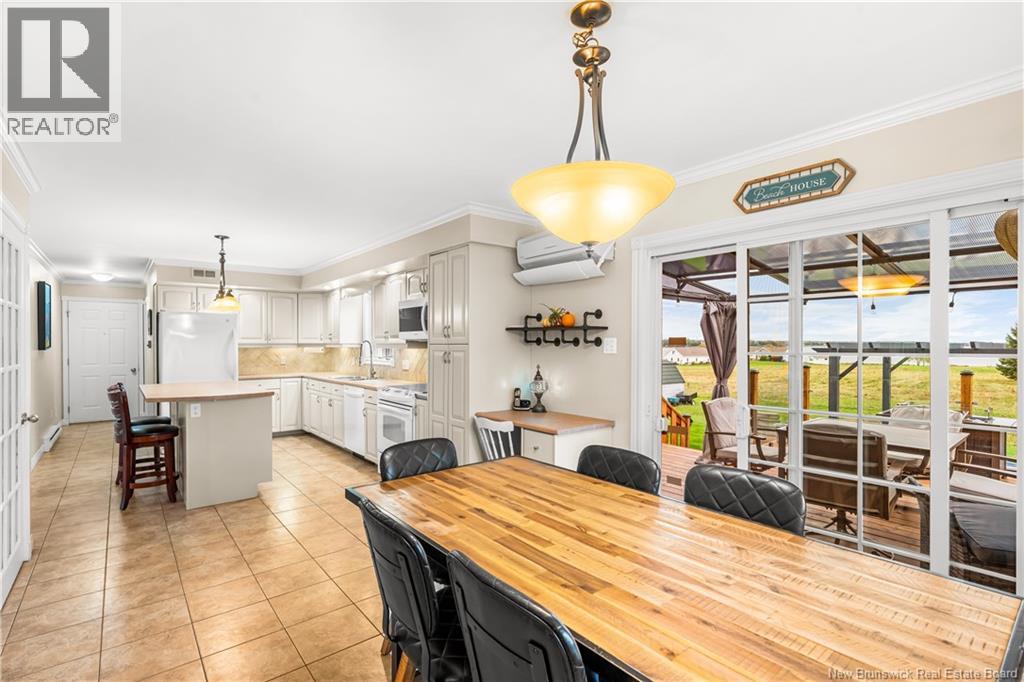 90 Rue Acadie - 10