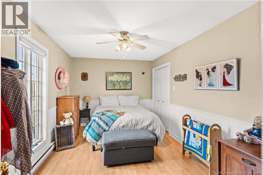 90 Rue Acadie - 28
