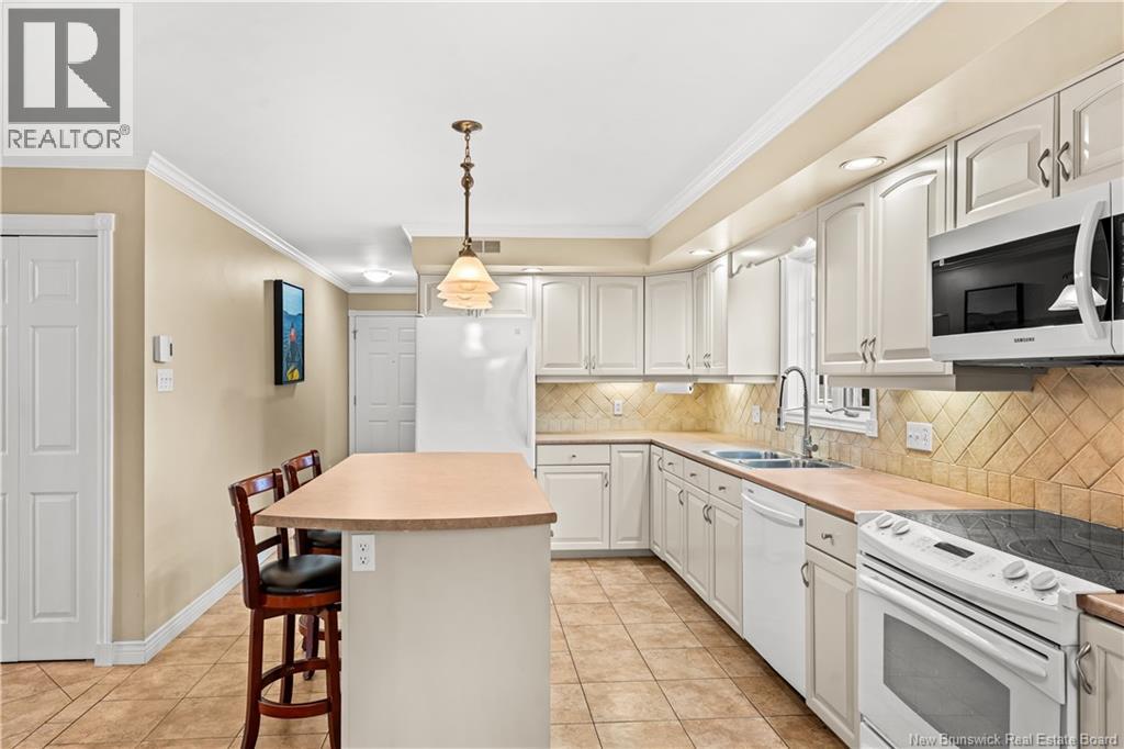 90 Rue Acadie - 5