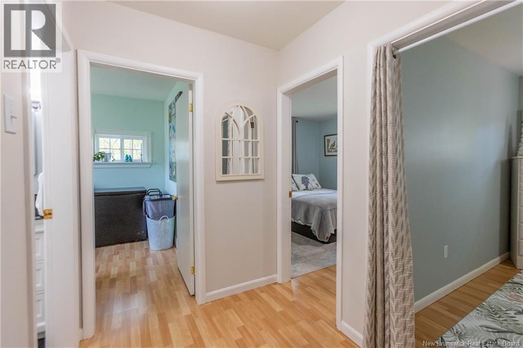 23 Bickerton Avenue - 16