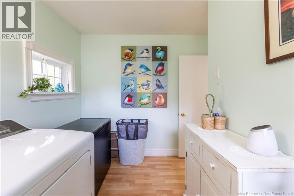 23 Bickerton Avenue - 20