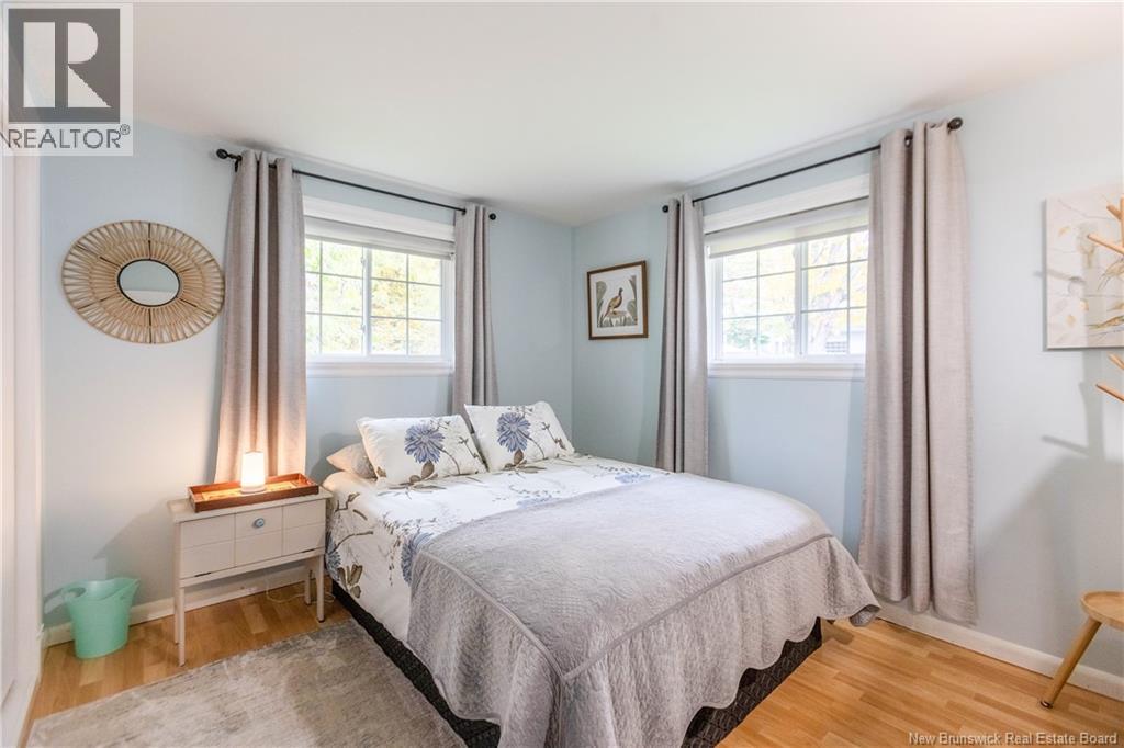 23 Bickerton Avenue - 21