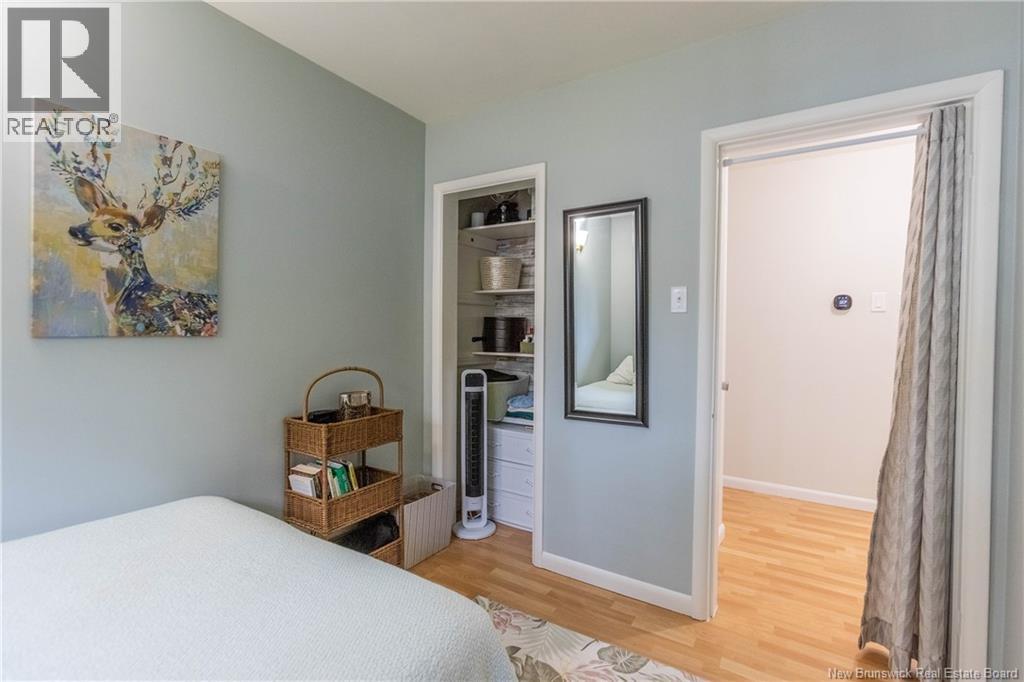 23 Bickerton Avenue - 24