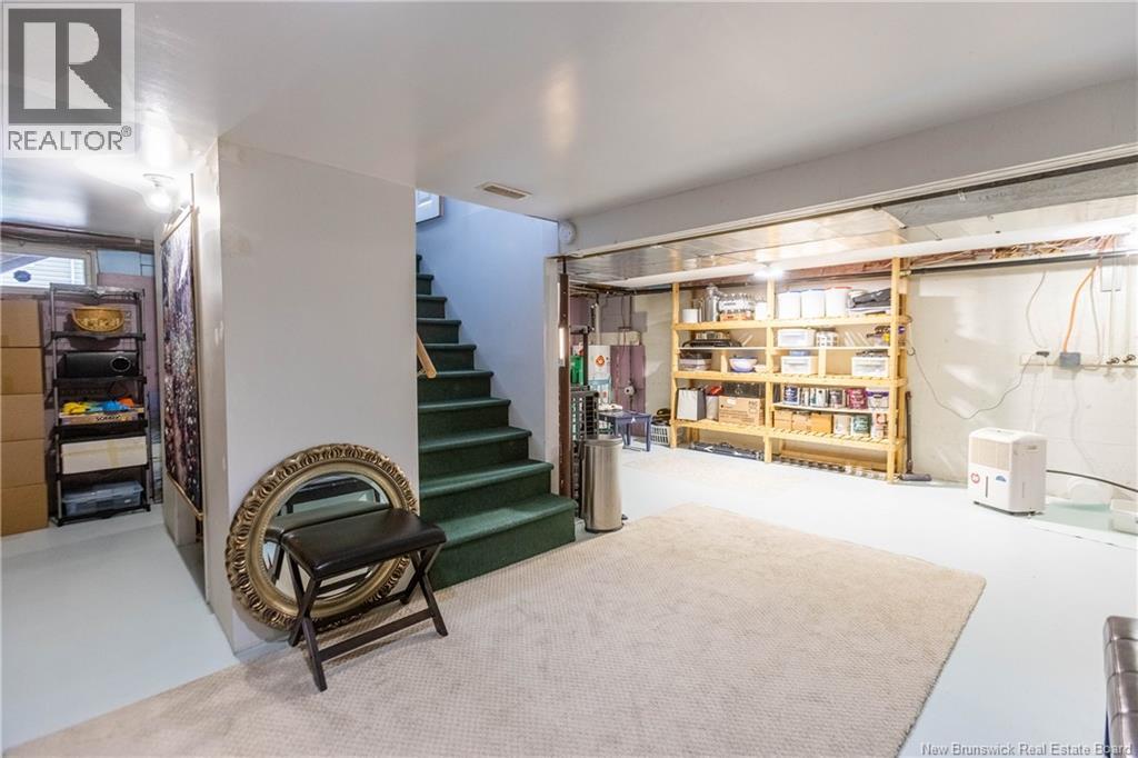 23 Bickerton Avenue - 26