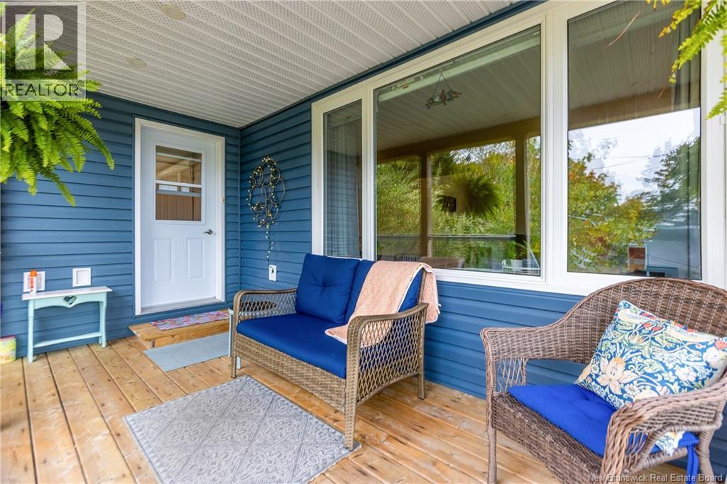 23 Bickerton Avenue - 4