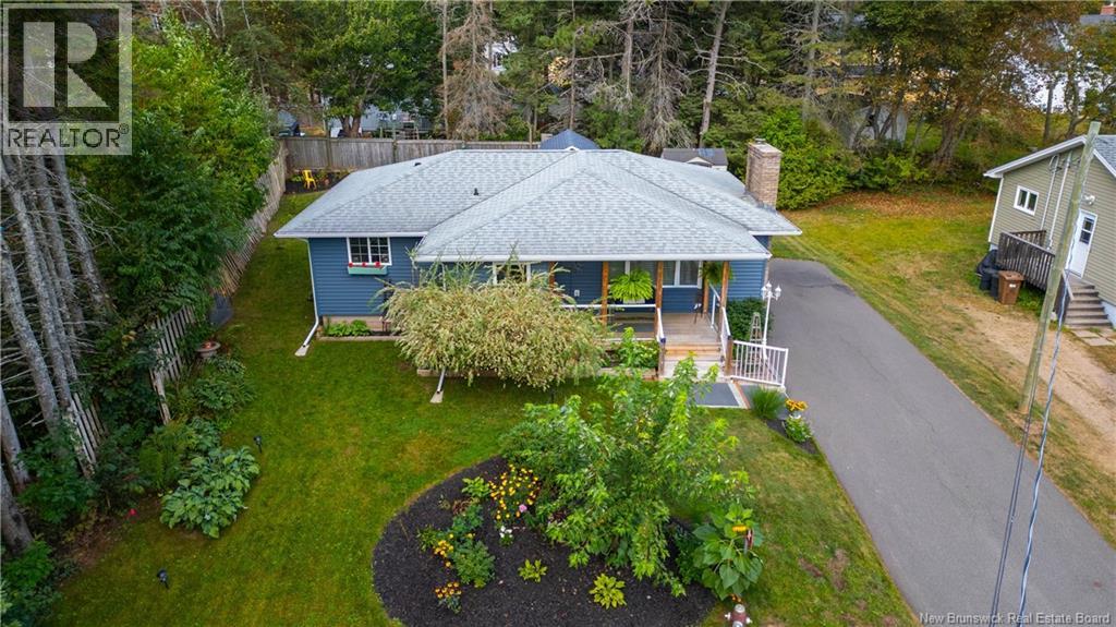 23 Bickerton Avenue - 41