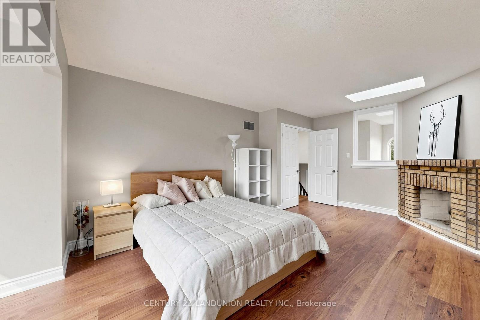 4223 Lastrada Heights — photo 21