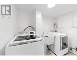 4223 Lastrada Heights, Mississauga, ON L5C3V1 Photo 30