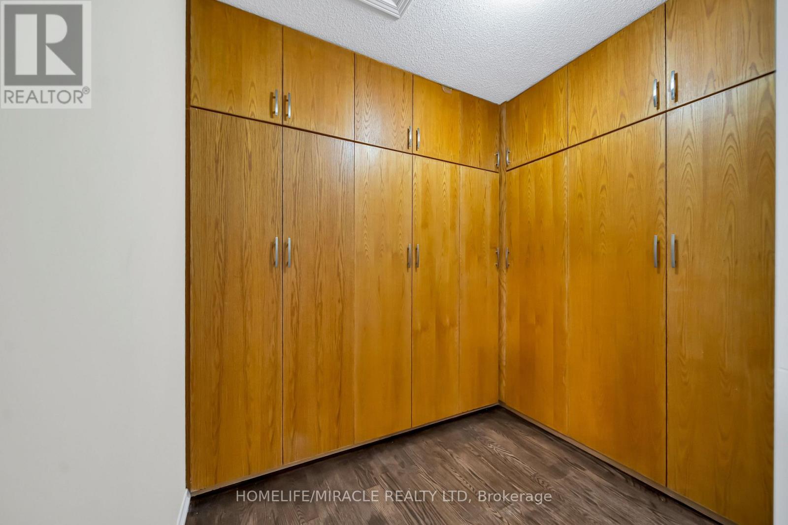 763 Pitcher Place — photo 39