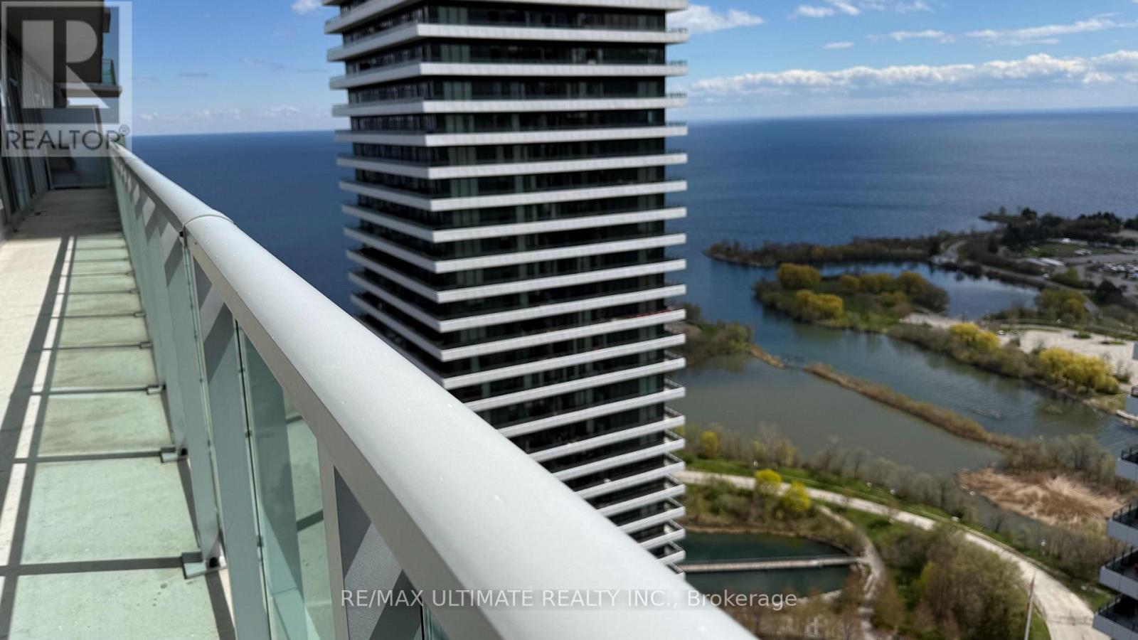 33 Shore Breeze Drive — photo 24