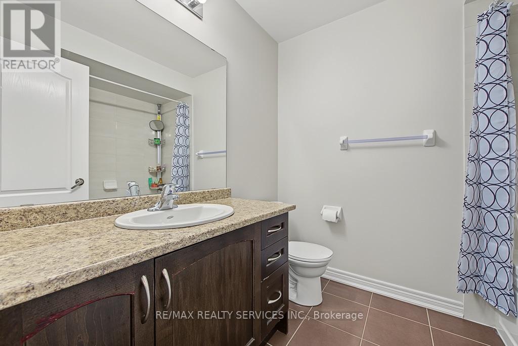 30 NAPERTON DRIVE - 26