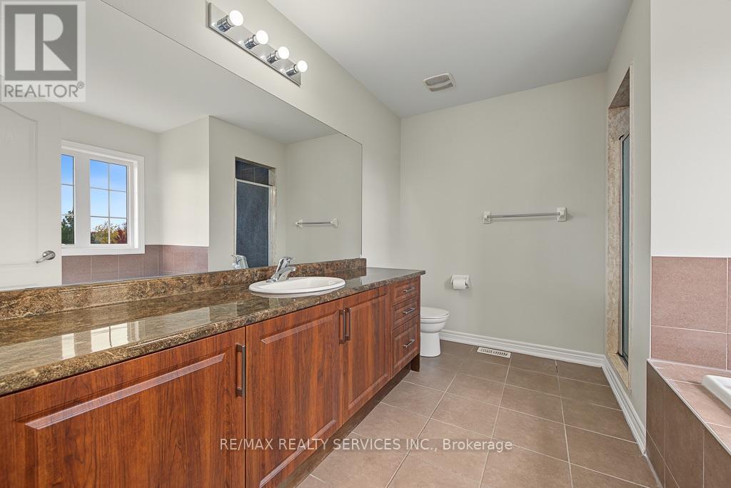 30 NAPERTON DRIVE - 36