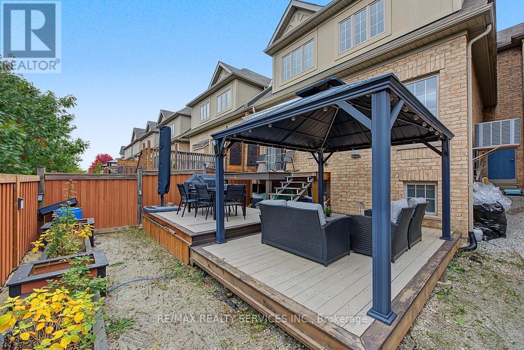 30 Naperton Drive — photo 44