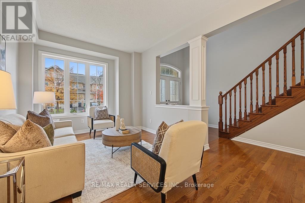 30 NAPERTON DRIVE - 9