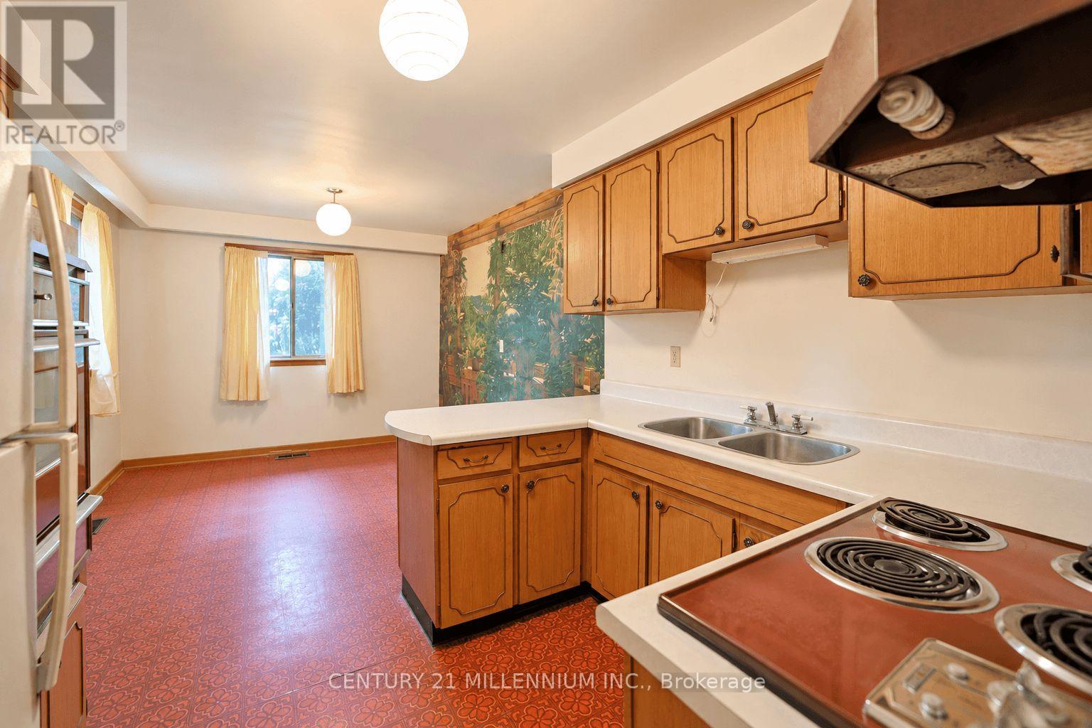 Photo of 3578 GOLDEN ORCHARD DRIVE