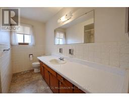 Family room - 3578 Golden Orchard Drive, Mississauga, ON L4Y3H8 Photo 14