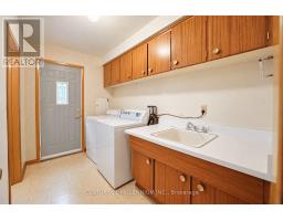 3578 Golden Orchard Drive, Mississauga, ON L4Y3H8 Photo 17