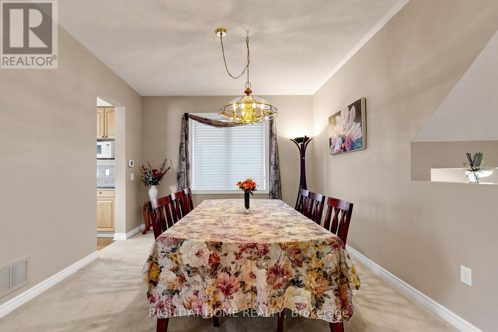 58 Treeline Boulevard, Brampton, ON photo 10