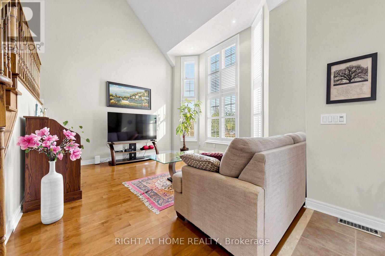 58 Treeline Boulevard, Brampton, ON photo 6