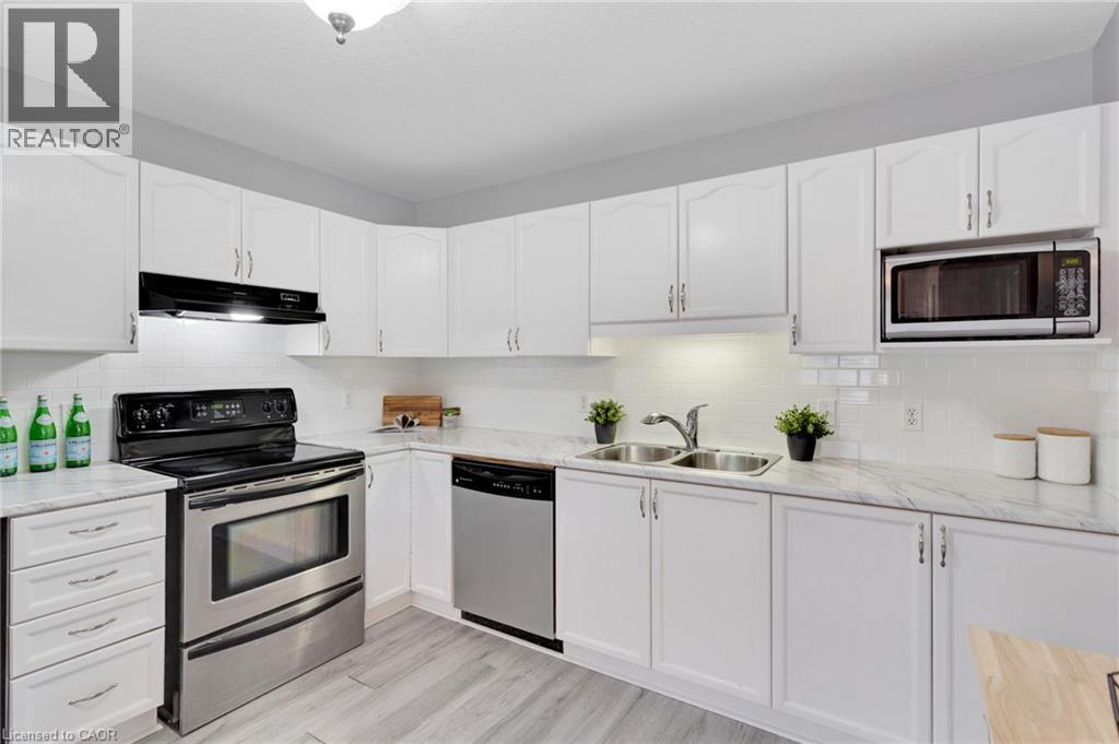 442 Joseph Street — photo 12