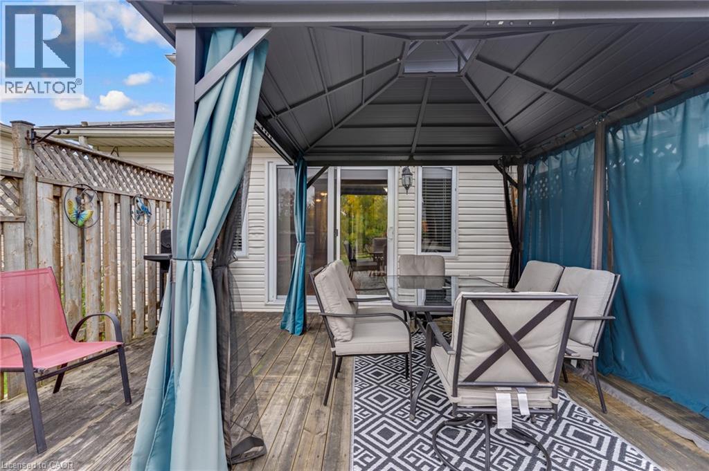 442 Joseph Street — photo 33