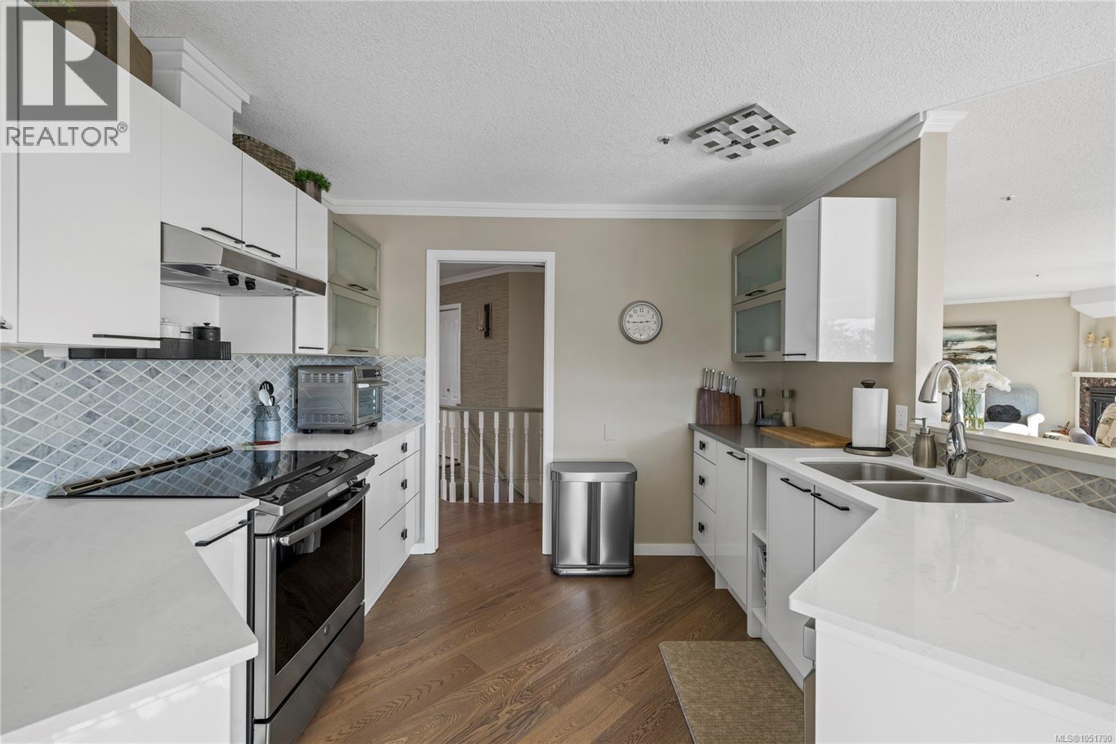 3219 Point Pl - 10