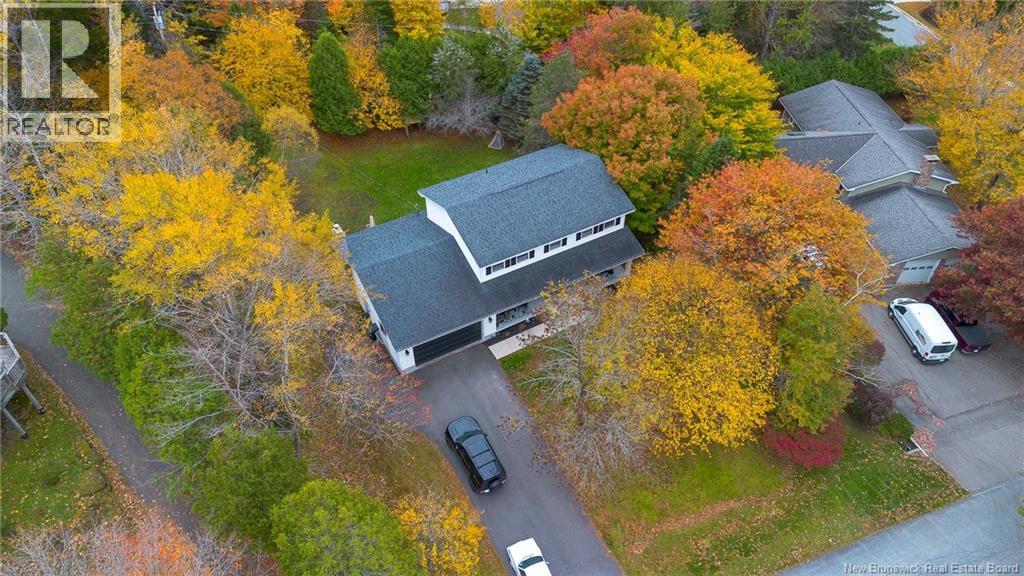 4 Windwood - 28