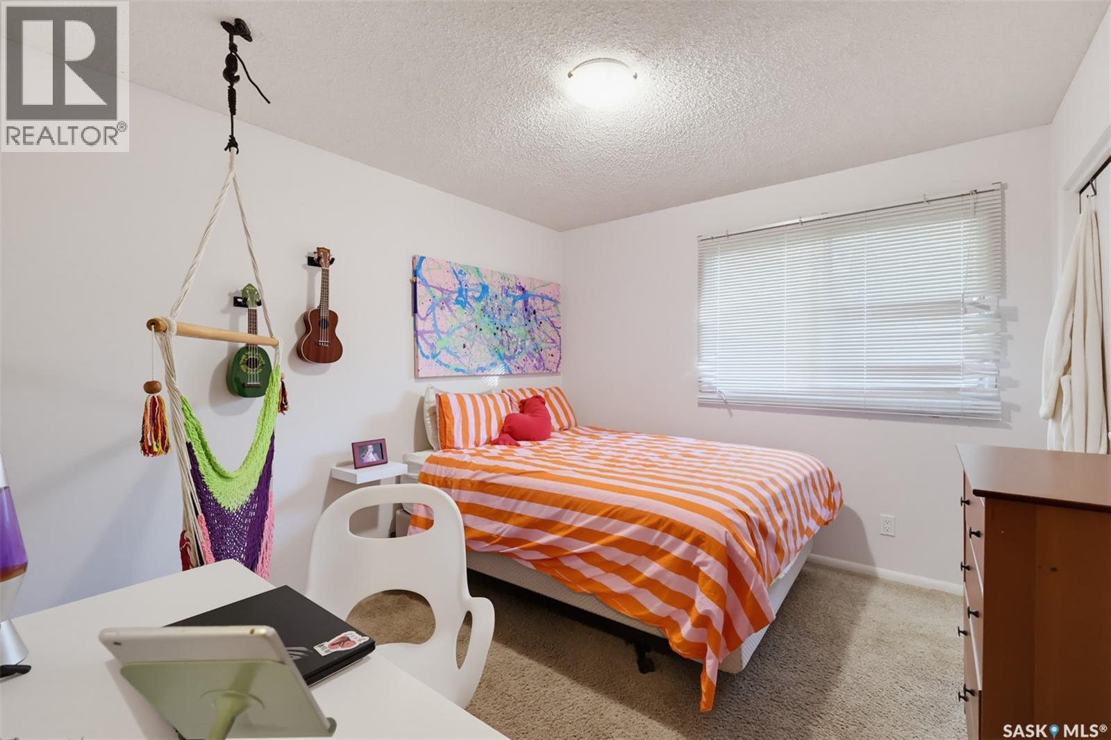 2457 Eastview - 23