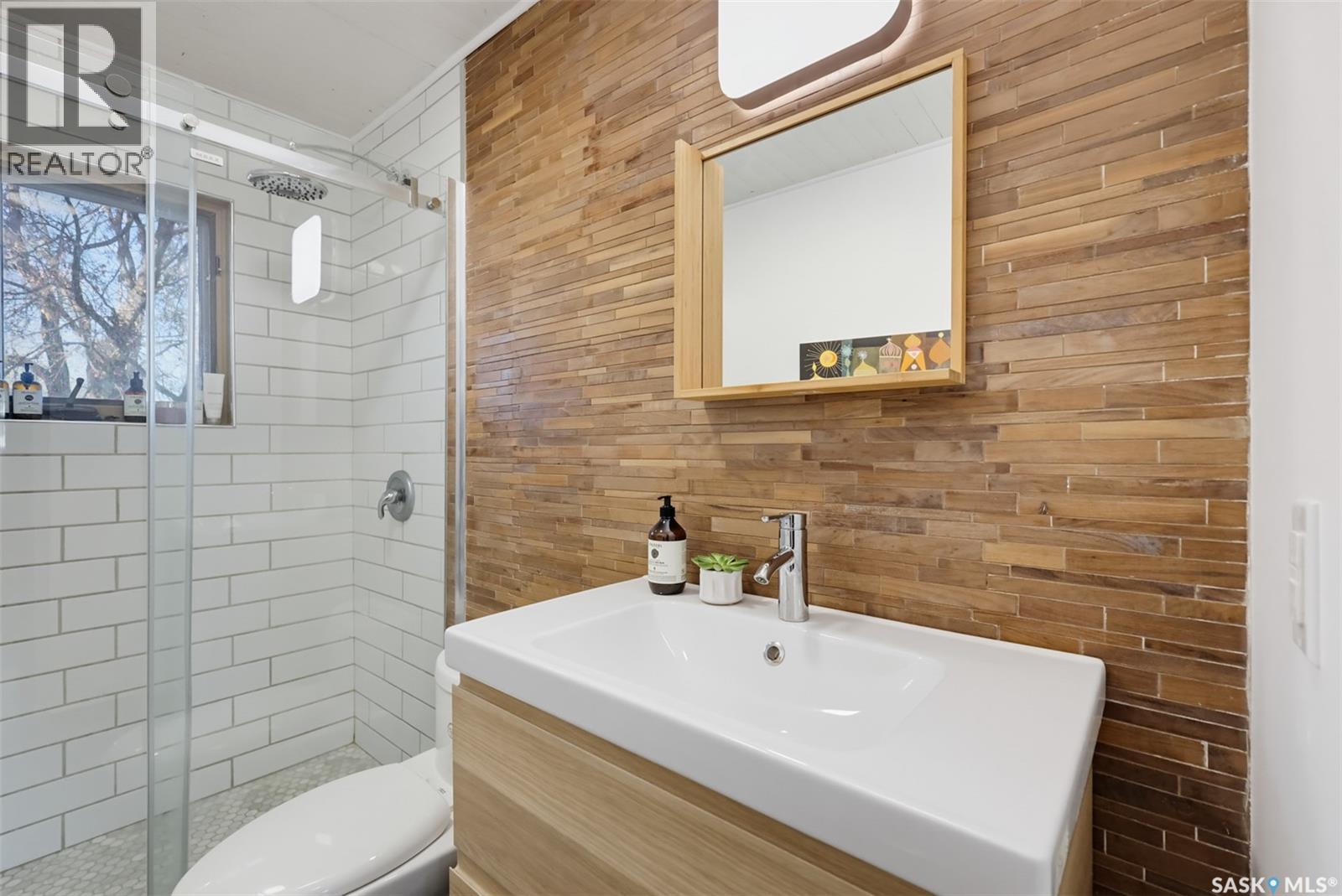 2457 Eastview - 21