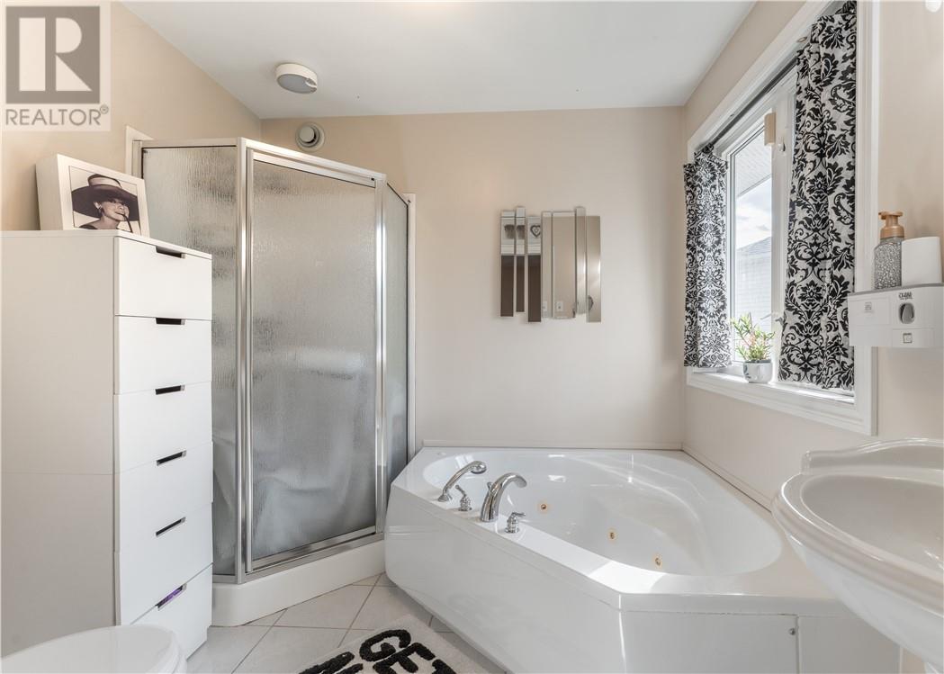 44 Kiandra Court - 22