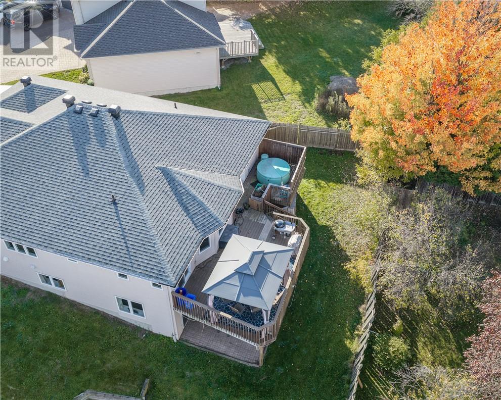 44 Kiandra Court - 43