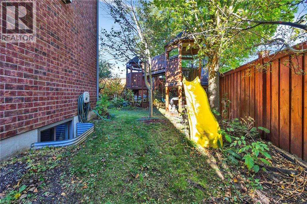 315 Rideau River Place — photo 31