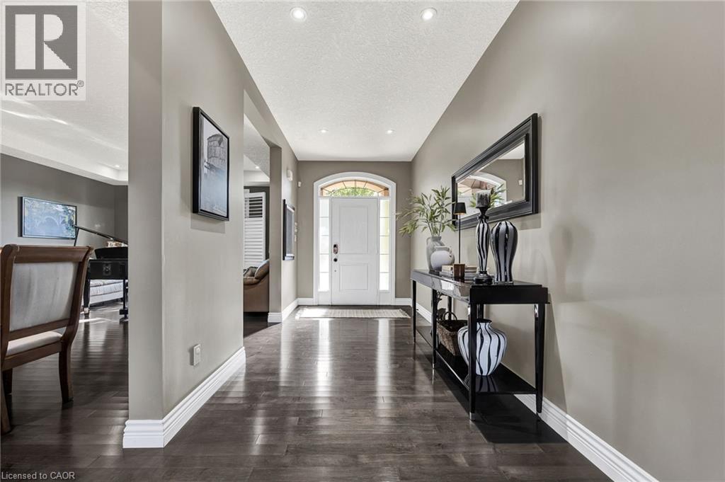 315 RIDEAU RIVER Place — photo 3
