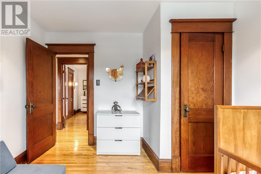 54 Bloor Street - 17