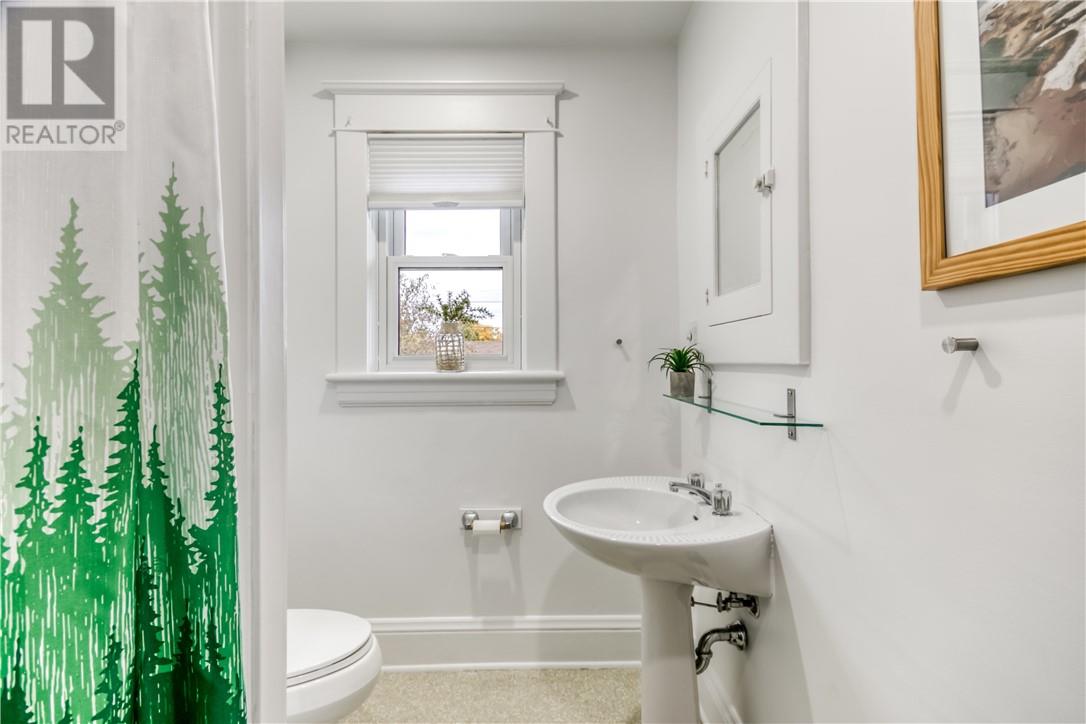 54 Bloor Street - 21