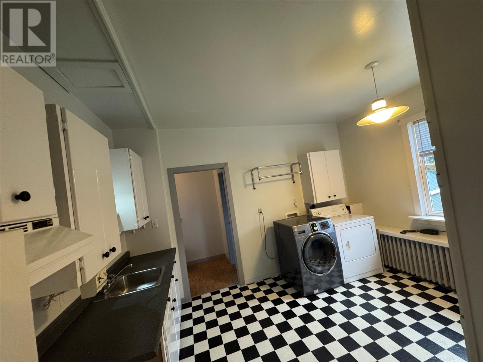 3 Concord Avenue - 32