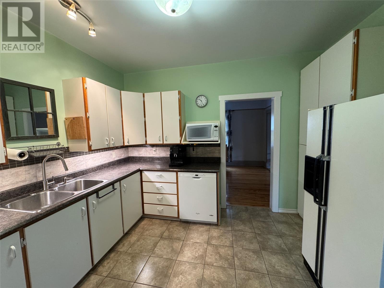 3 Concord Avenue - 33