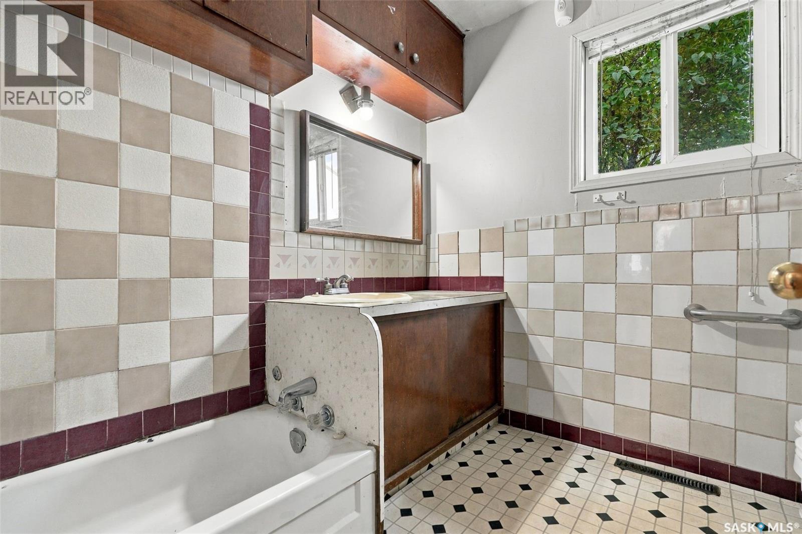 741 H AVENUE S, Saskatoon — photo 10