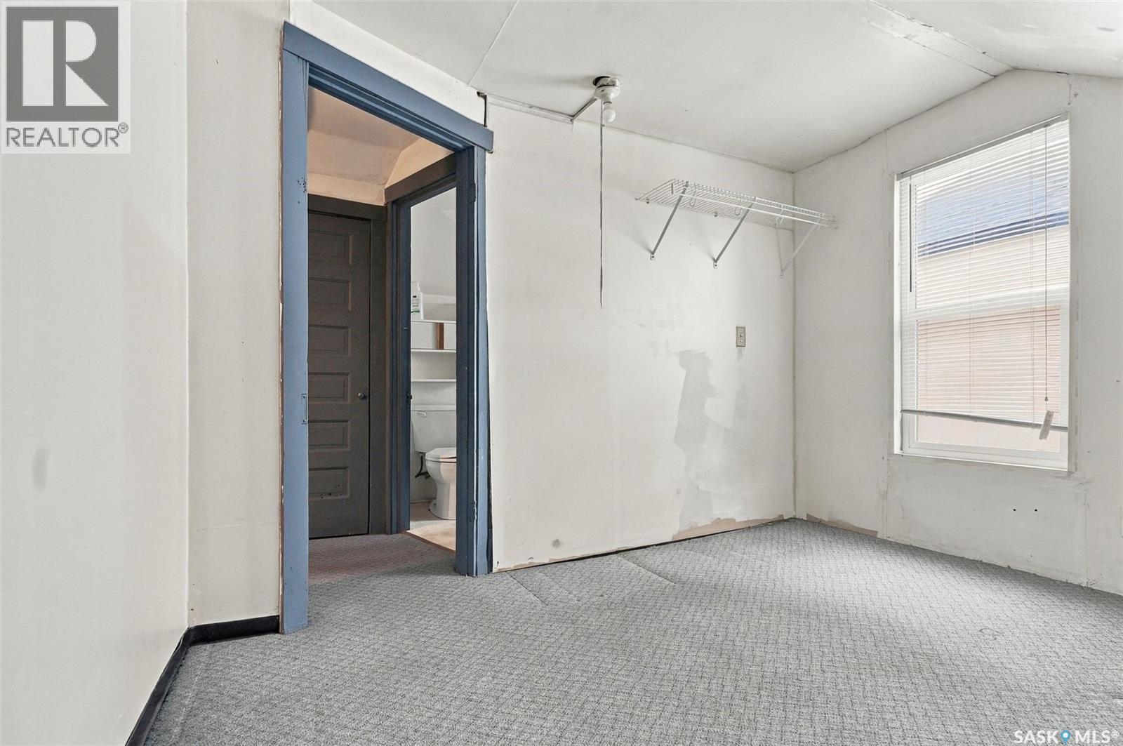 741 H AVENUE S - 29