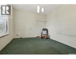 741 H Avenue S, Saskatoon, SK S7M1X2 Photo 19