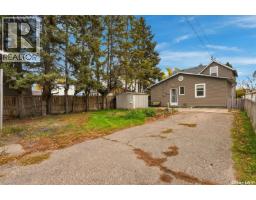 741 H Avenue S, Saskatoon, SK S7M1X2 Photo 38