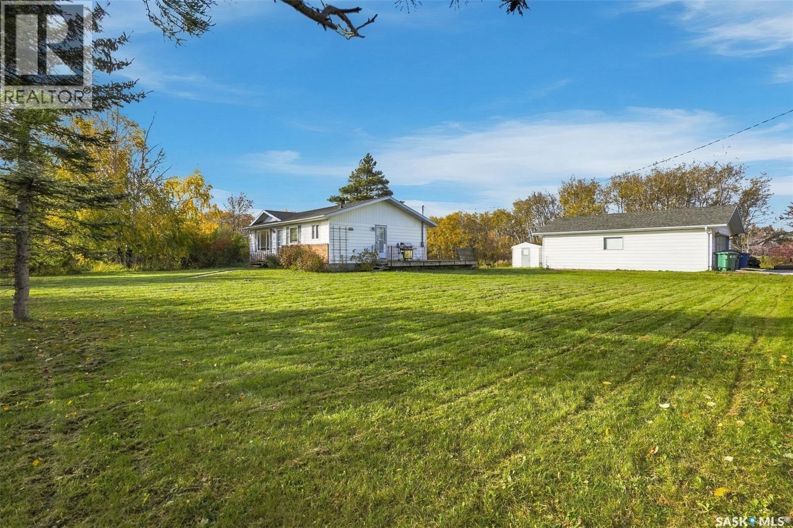 305 3rd AVENUE - 39