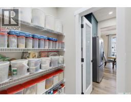Mud room - 334 Myles Heidt Lane, Saskatoon, SK S7W1J3 Photo 7