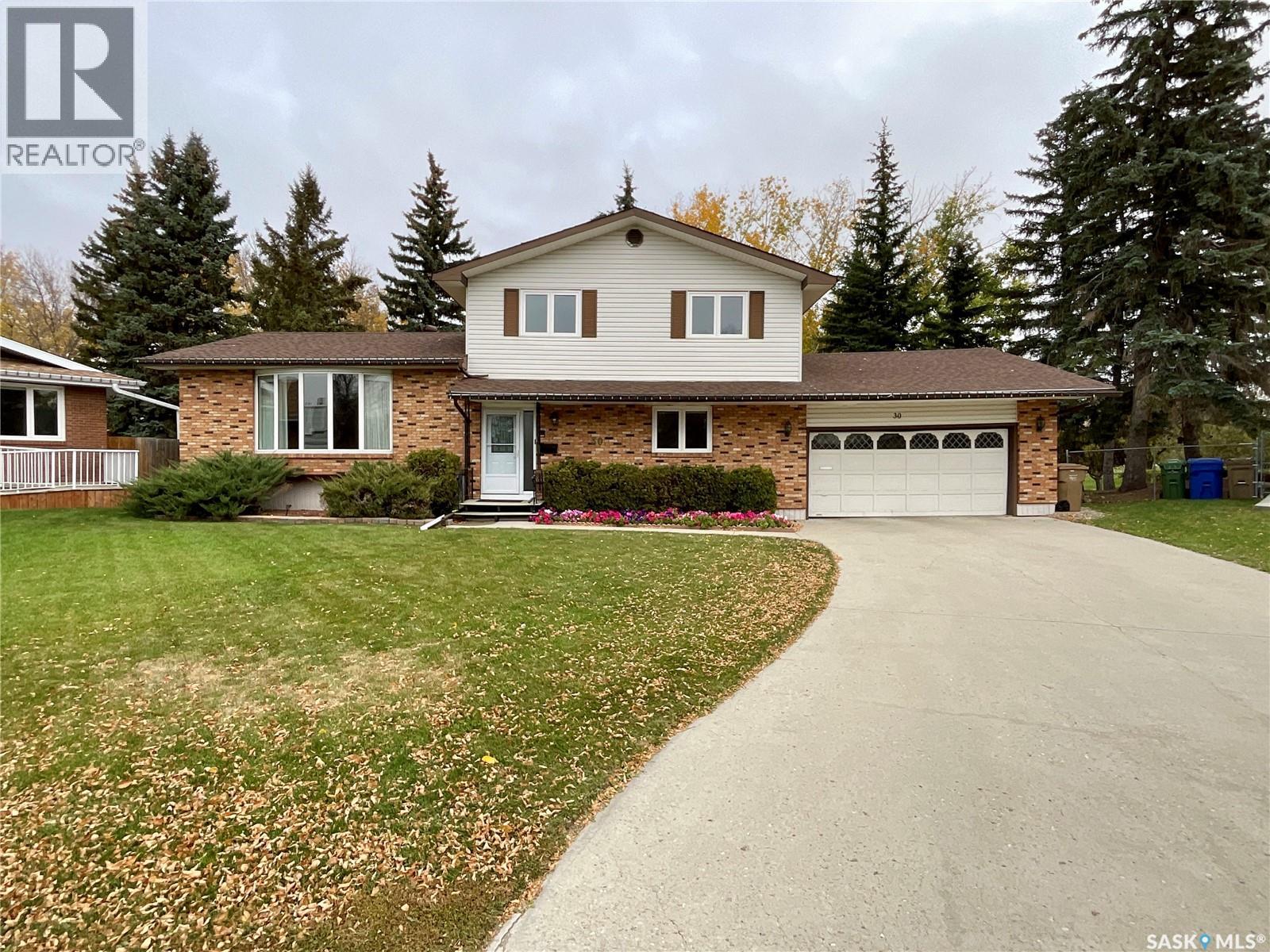 30 Nicol PLACE, Regina — photo 2